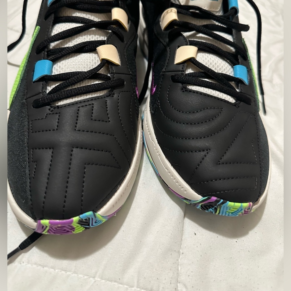 Men’s Nike Giannis Antetokounmpo Black Zoom Freak Shoes